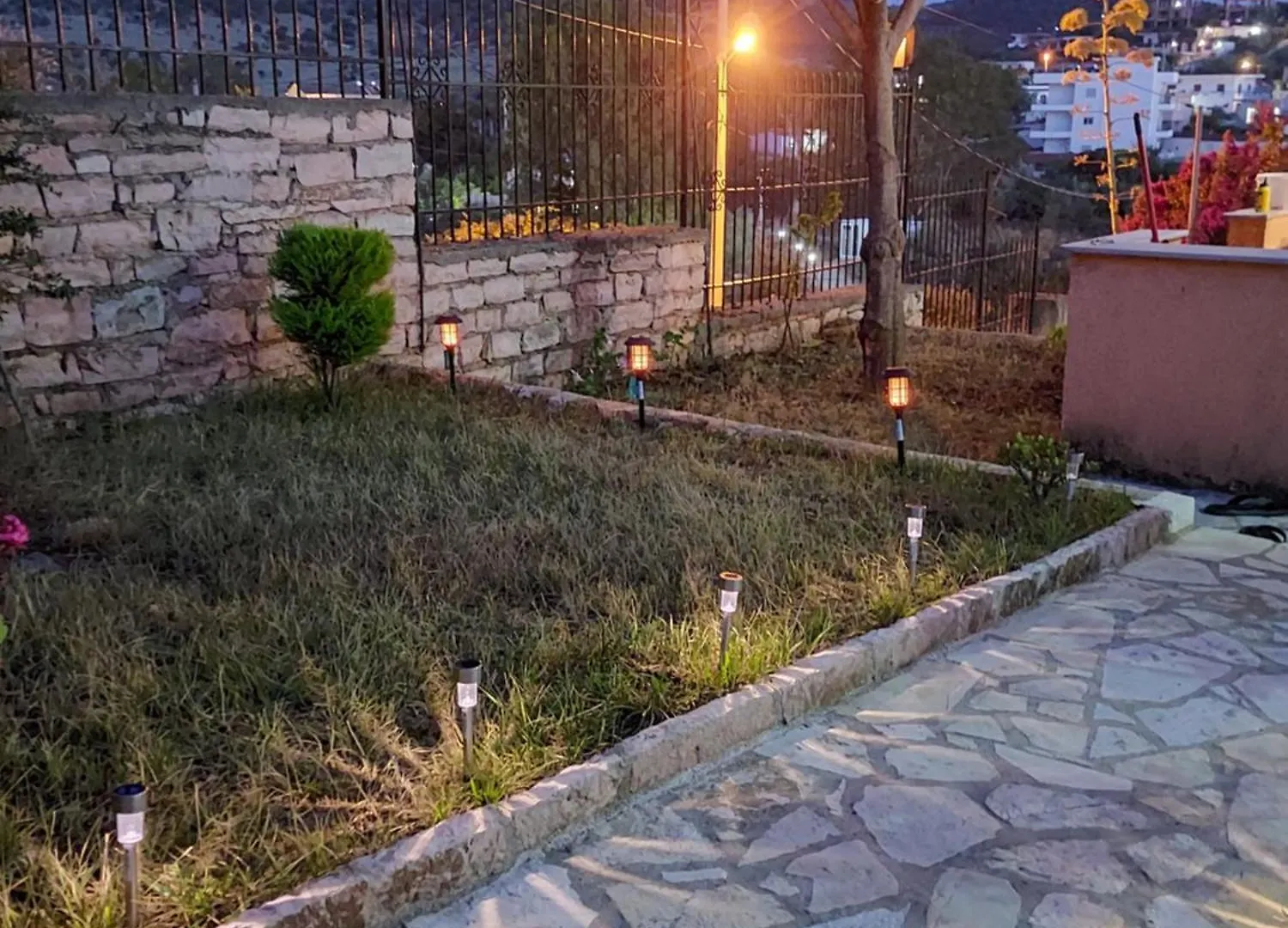 Villa-Leandro Ksamil Hotel