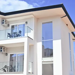 Guest house Sea & View, Ksamil