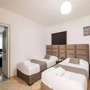 Guest house A&f, Ksamil