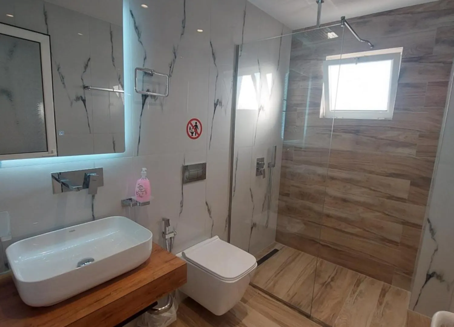 Hotell Villa-Leandro Ksamil